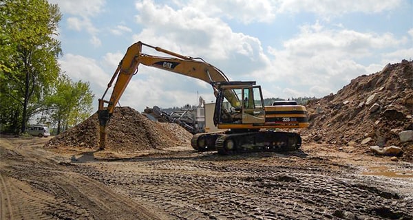 Zemní práce Děčín - výkopové práce, bagrování, úpravy terénu, demolice