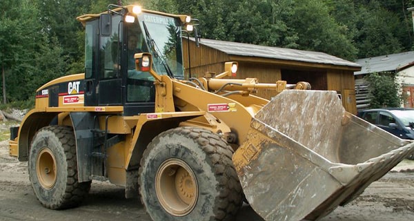 Zemní práce Děčín - výkopové práce, bagrování, úpravy terénu, demolice